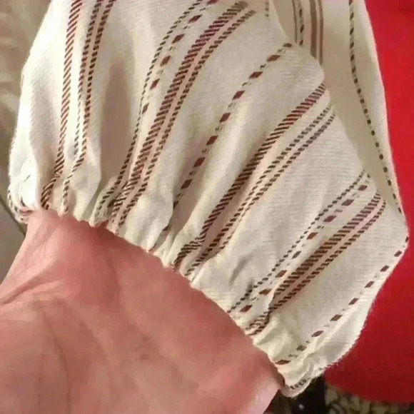 5/$25 ANA XXL CROP TIE TOP. Neutral TONE. - Picture 7 of 12